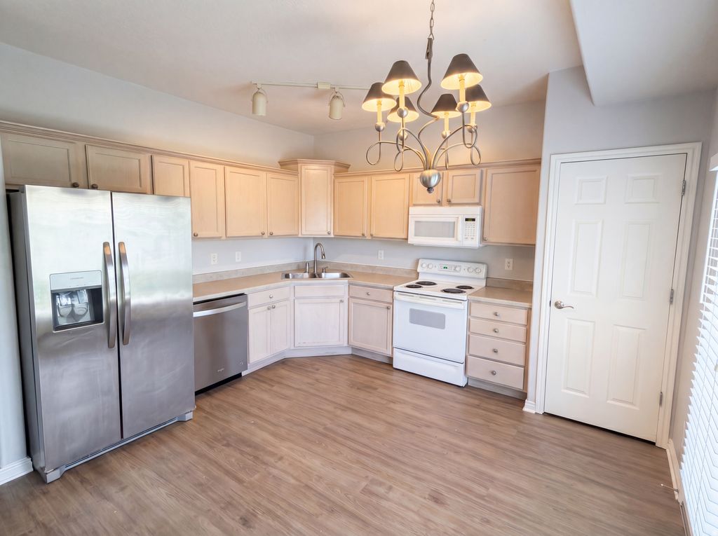 Photo of 6729 S PINE LANDING WAY, West Jordan, UT 84084 (MLS # 2151560)