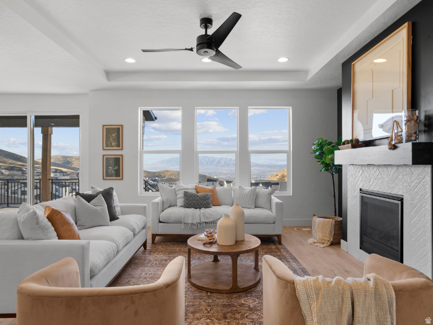 CANYON POINT - Residential
