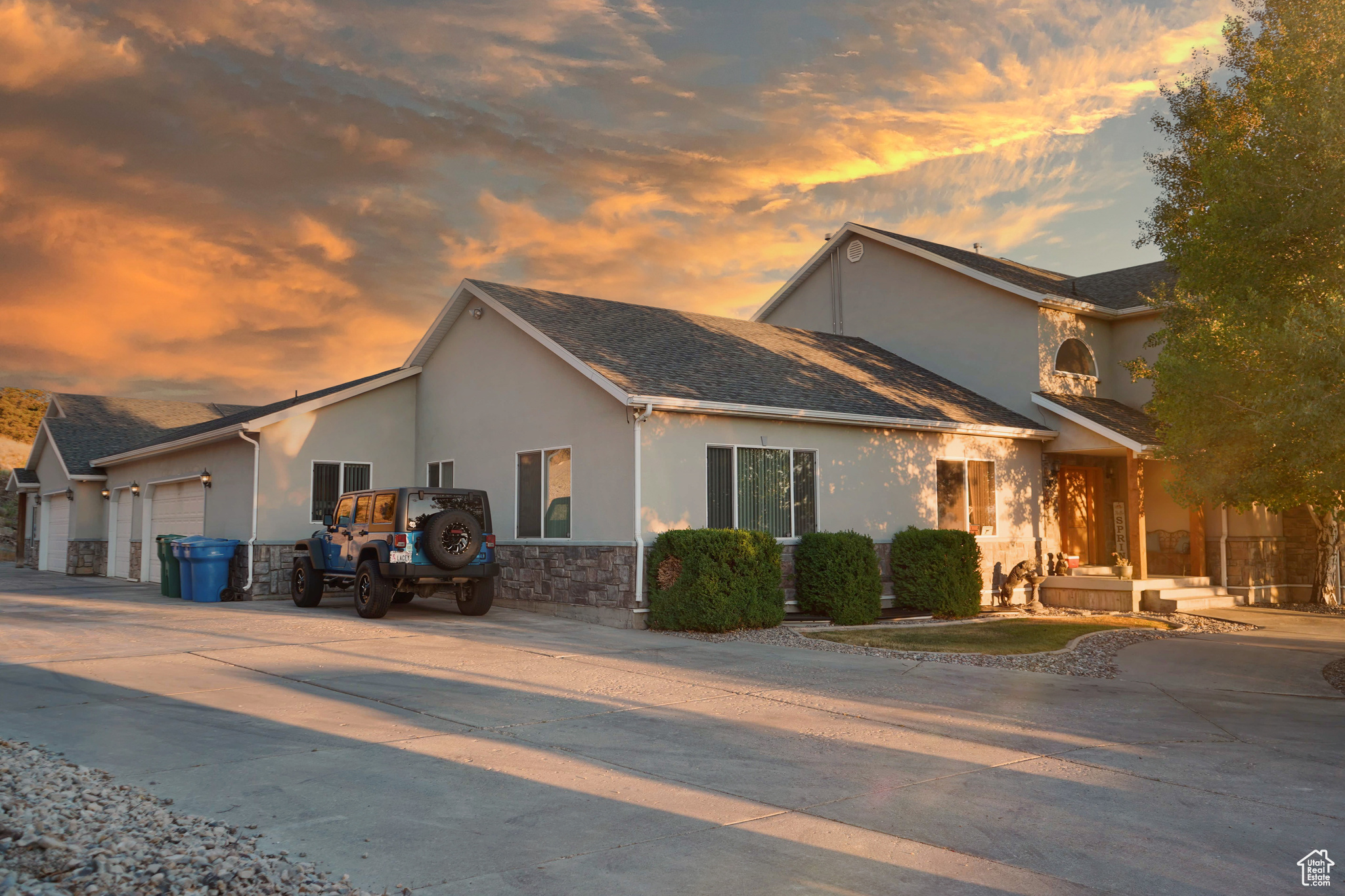 3832 W Mountaintop Cir, Cedar Hills, Utah image 10