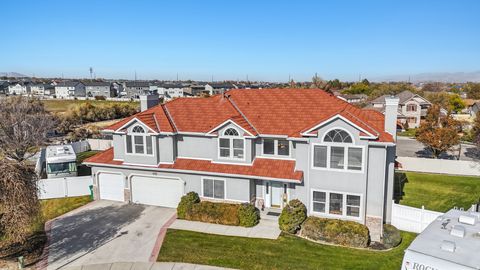 Photo of 11694 S STONE CREST CIR W, Riverton, UT 84065 (MLS # 2136851)