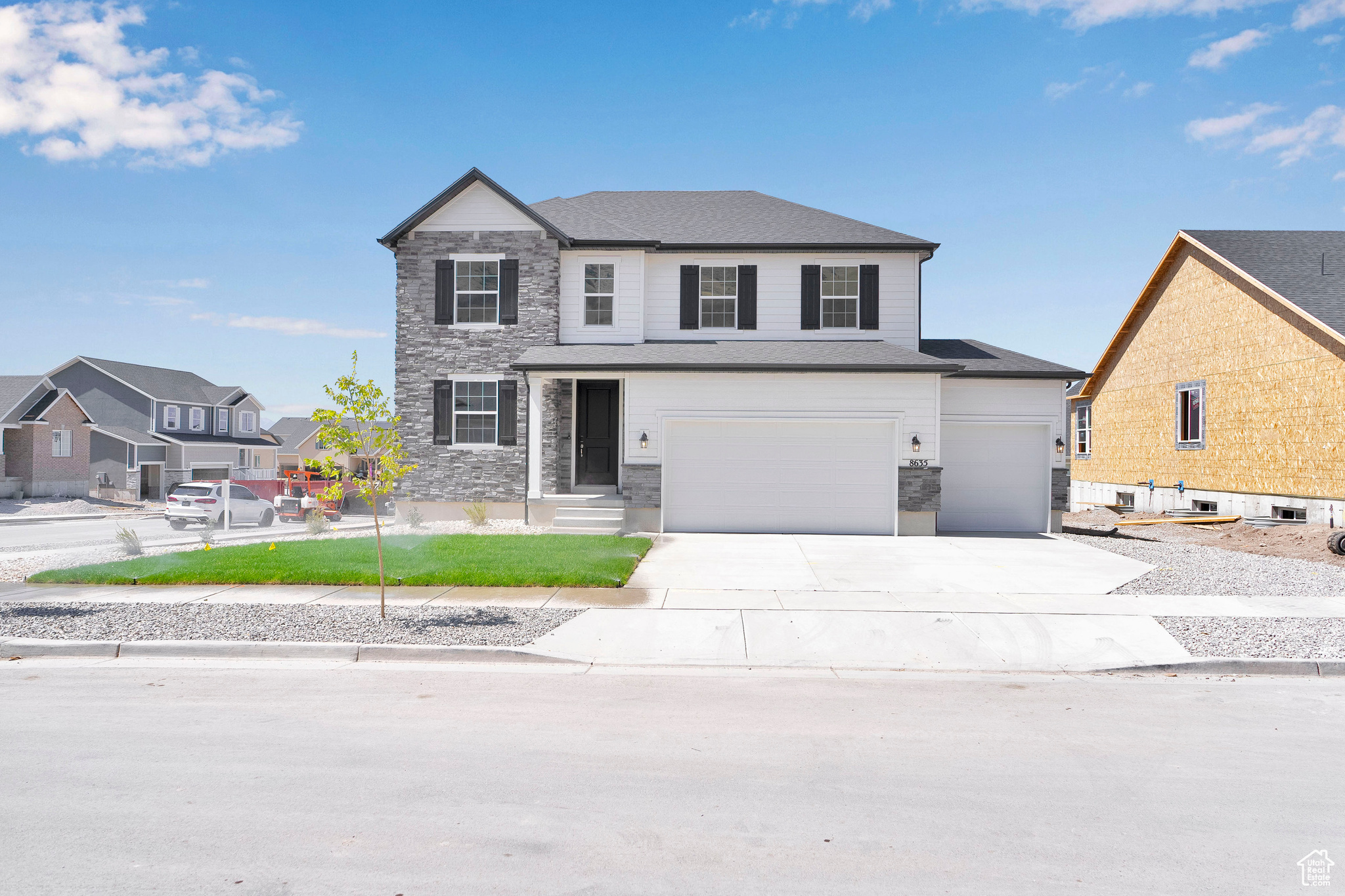 PASTURES AT SADDLEBACK - Residential