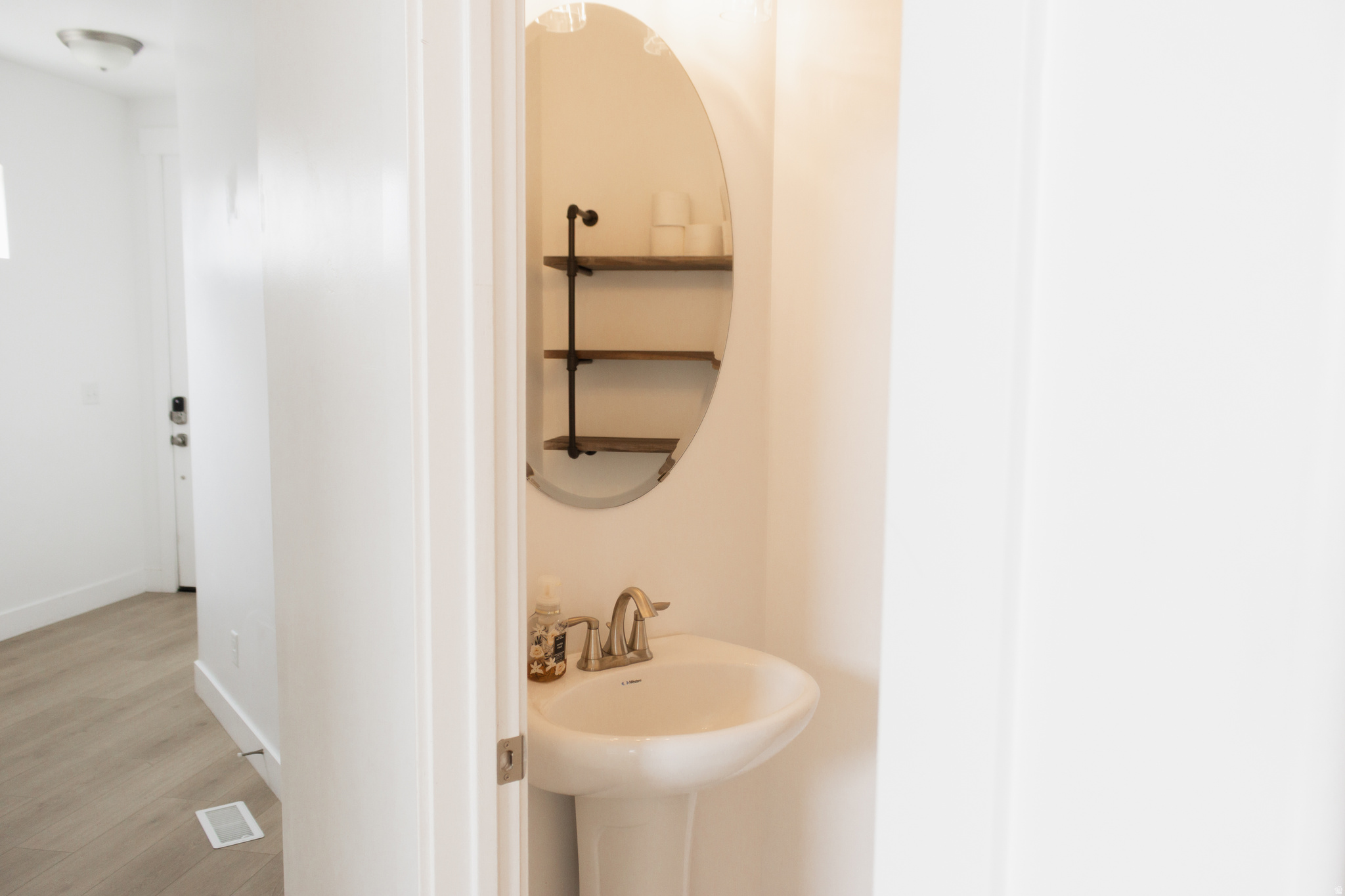 NORTH POINTE VILLAGE - Residential