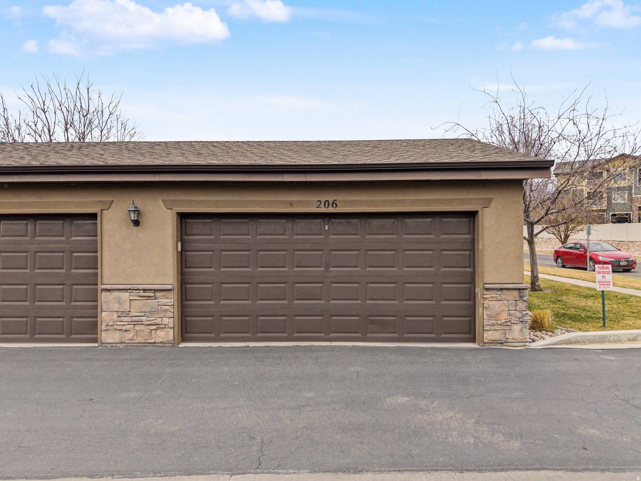 JORDAN RIDGE CONDOMINIUM - Residential