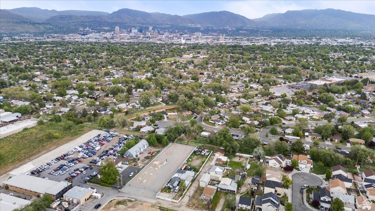 PARK - Commercial Sale