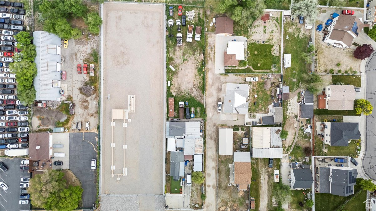 PARK - Commercial Sale