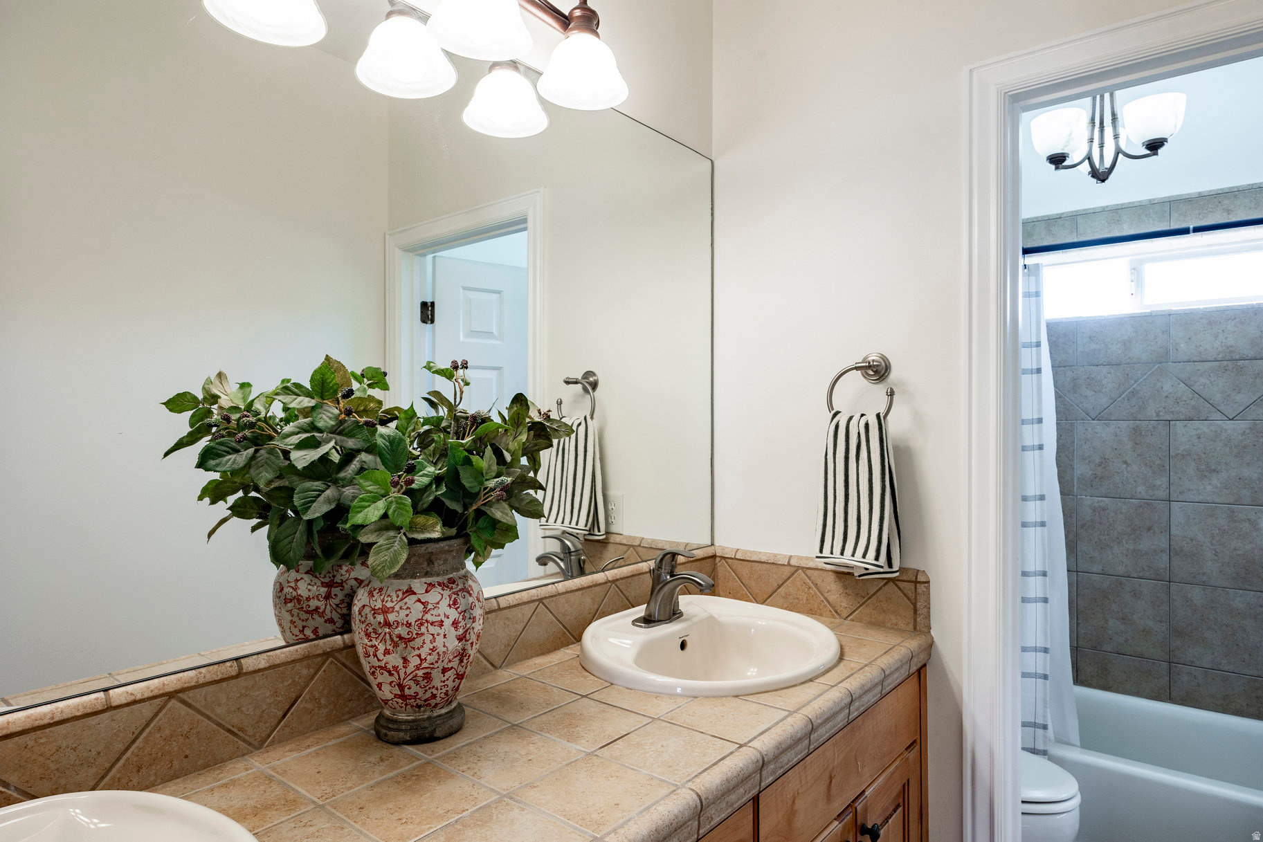 FOXGATE FARMS - Residential