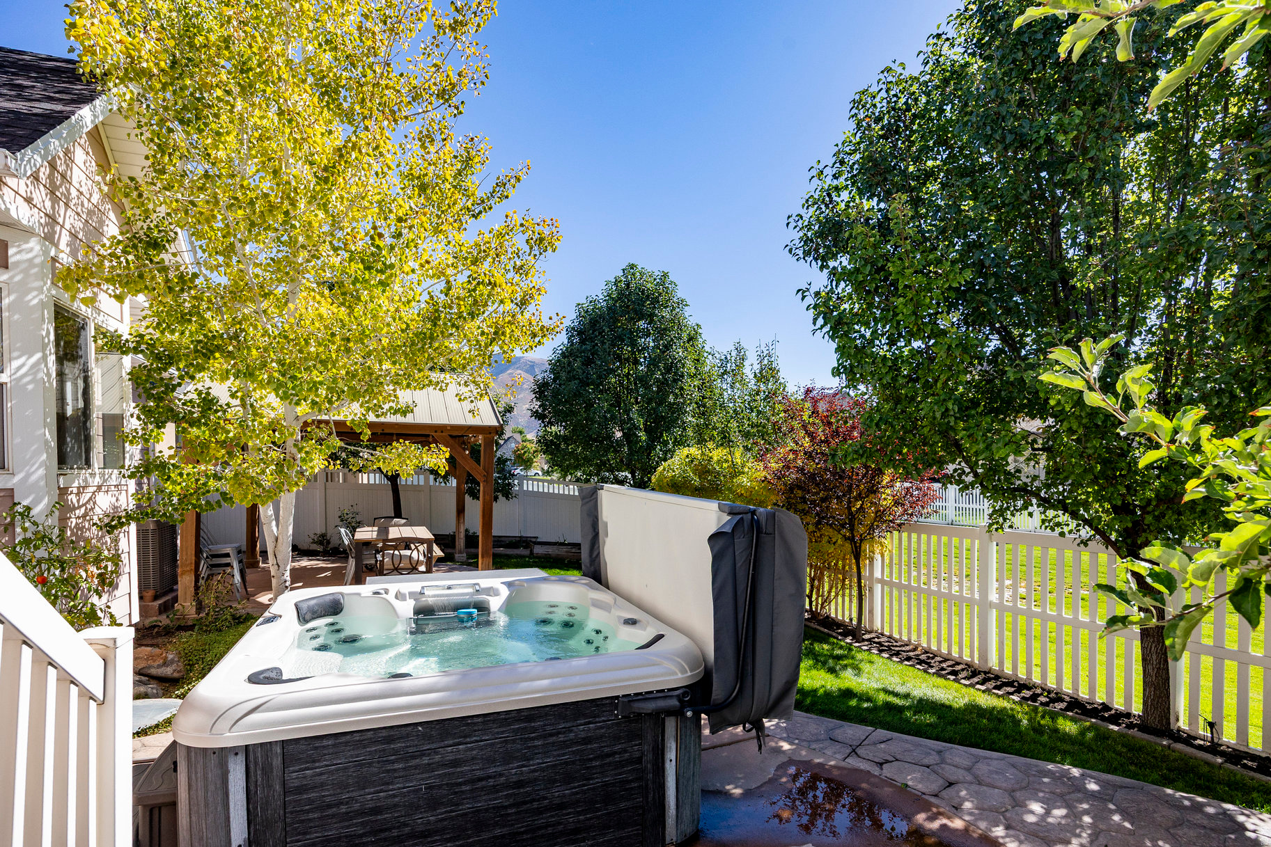 FOXGATE FARMS - Residential