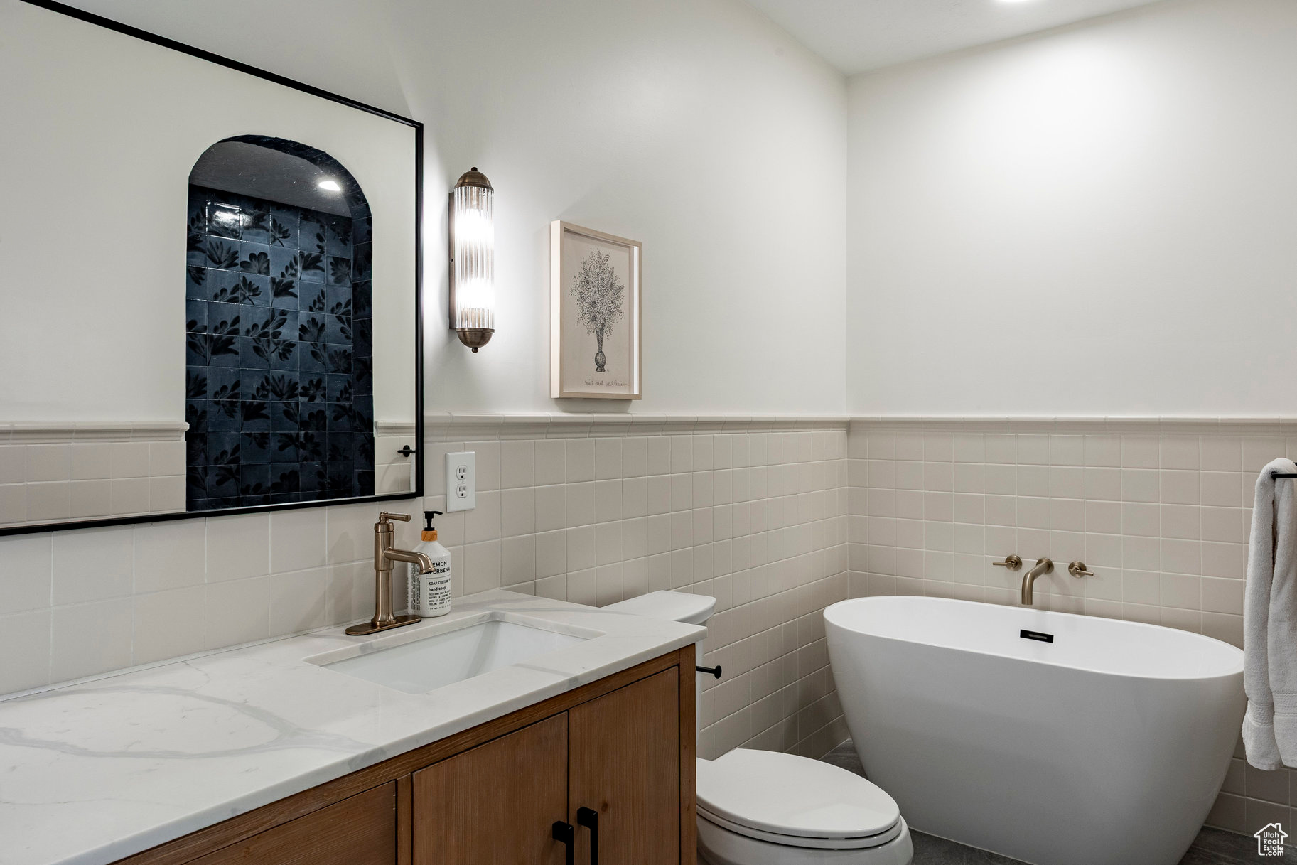 FOXGATE FARMS - Residential