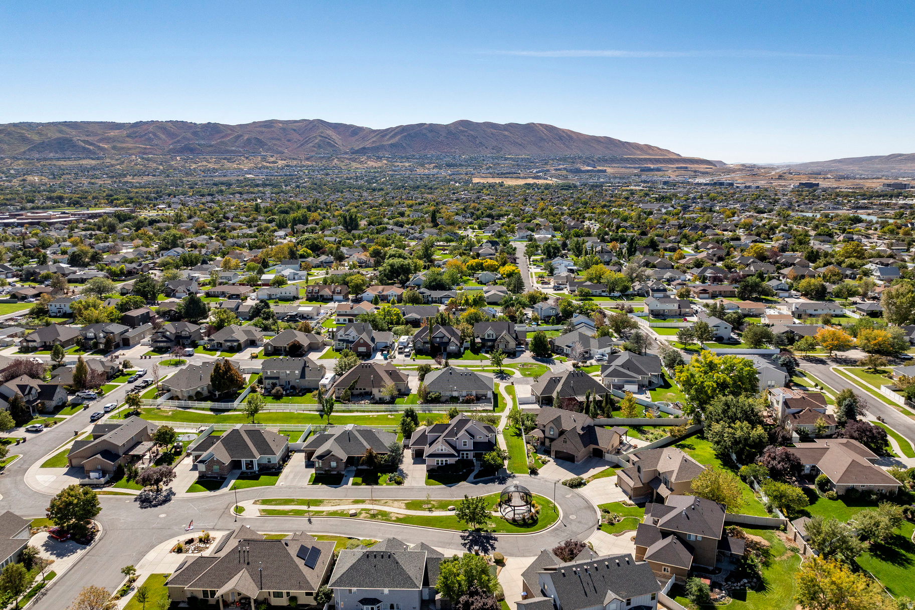 FOXGATE FARMS - Residential