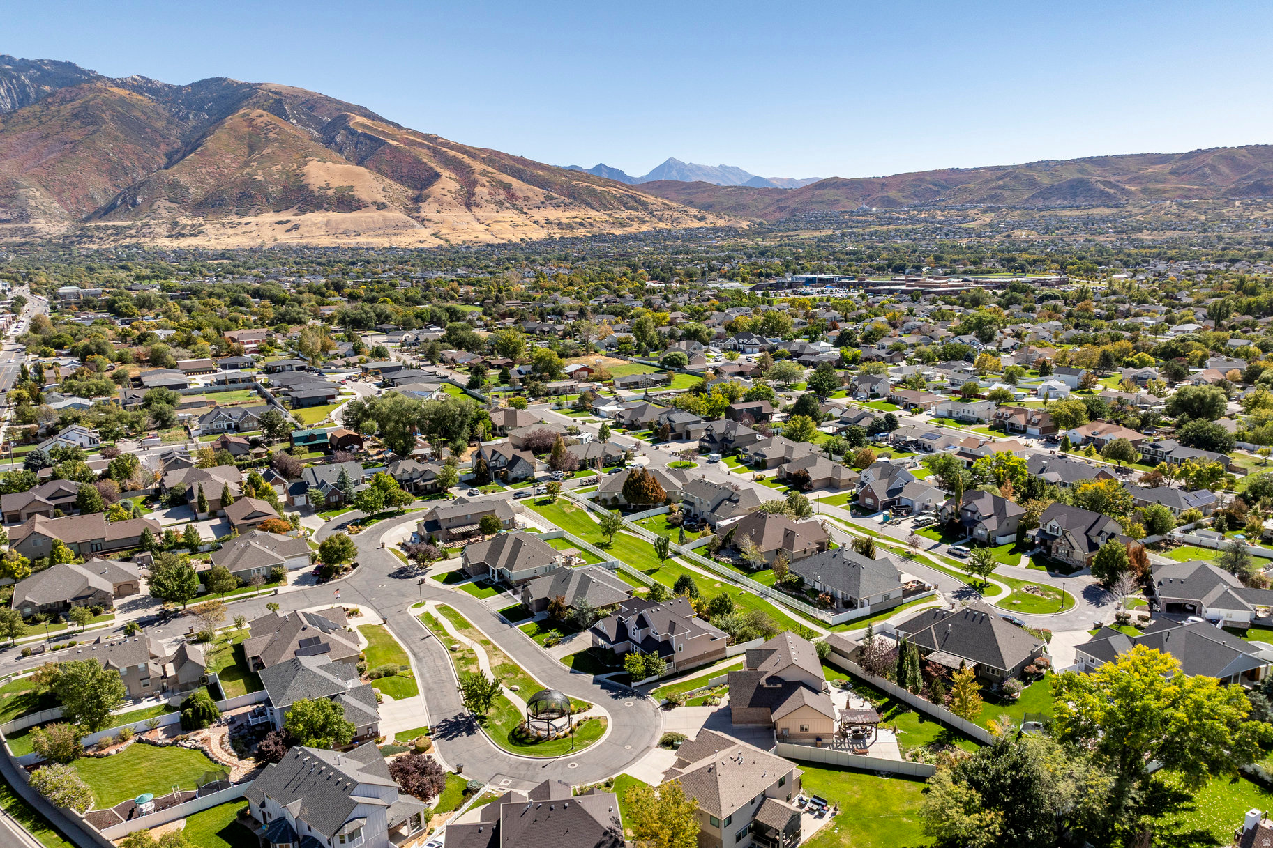 FOXGATE FARMS - Residential