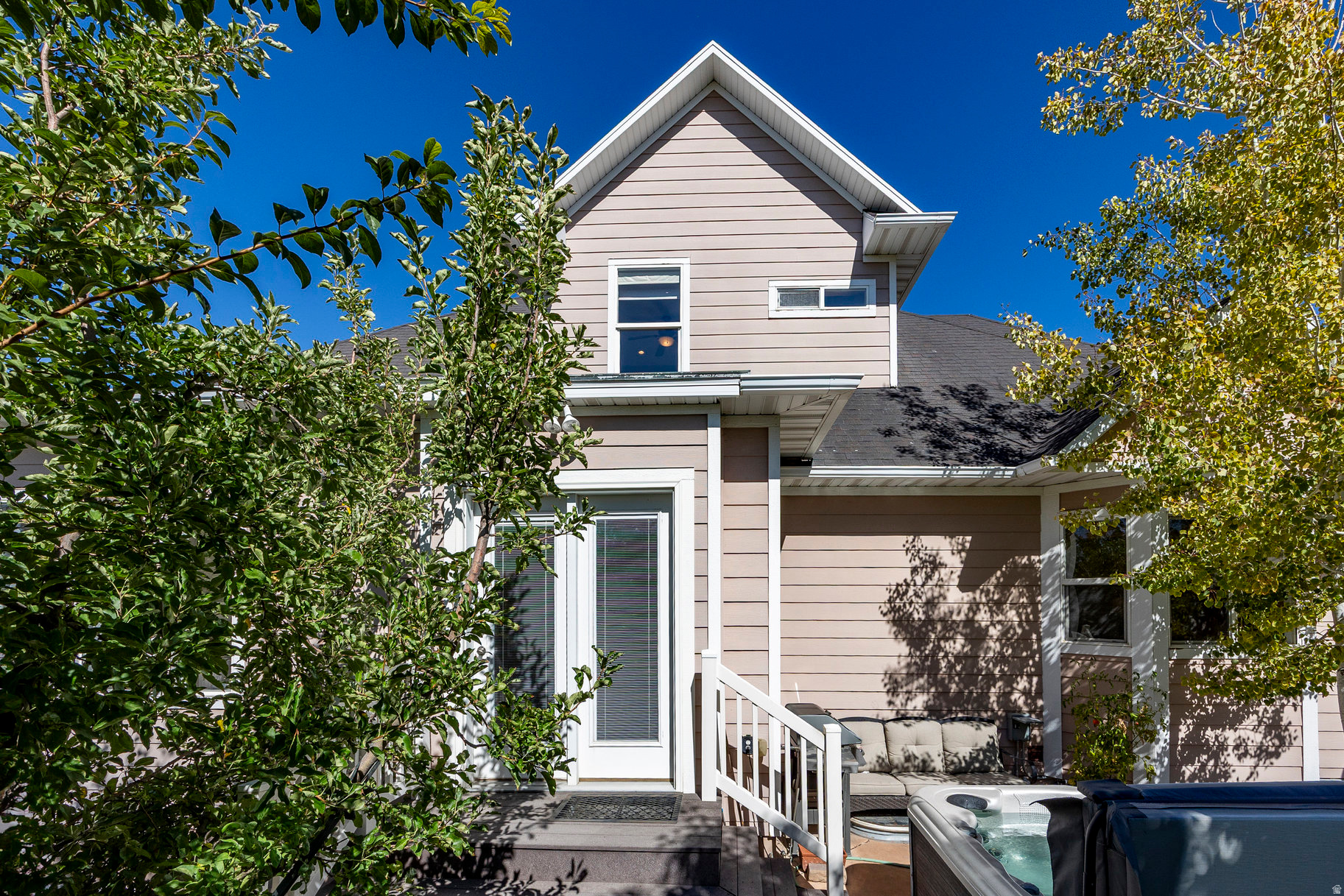 FOXGATE FARMS - Residential