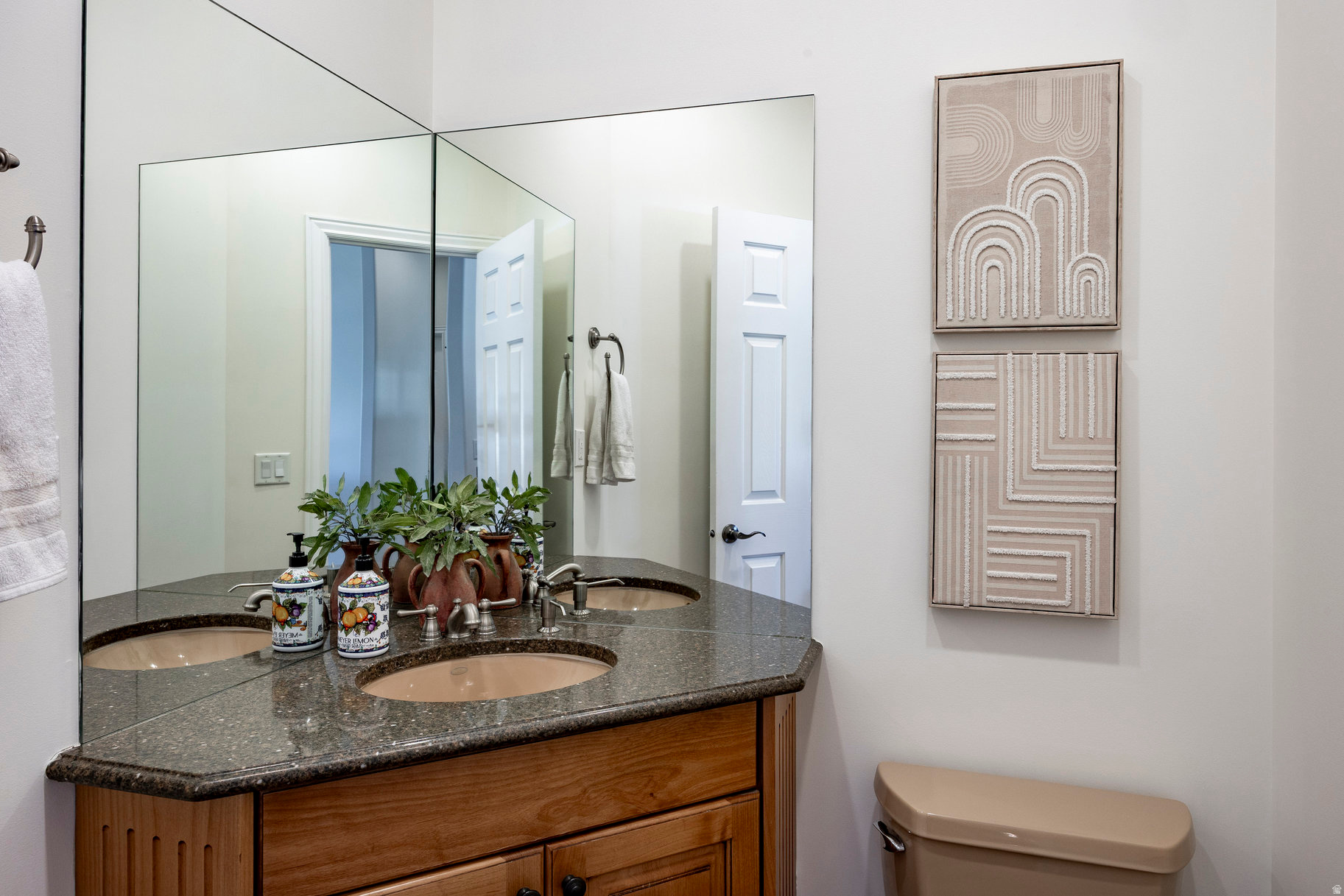 FOXGATE FARMS - Residential