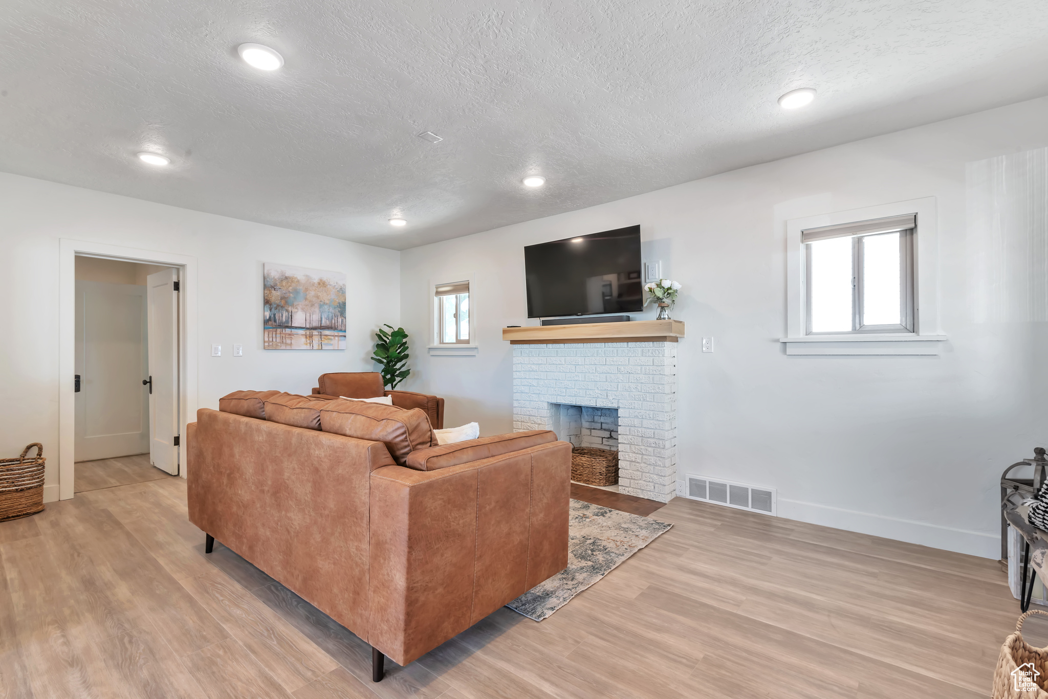 292 S 100, Provo, Utah image 3