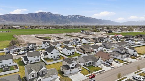 Tiny photo for 892 N 900 W, Tremonton, UT 84337 (MLS # 2146661)