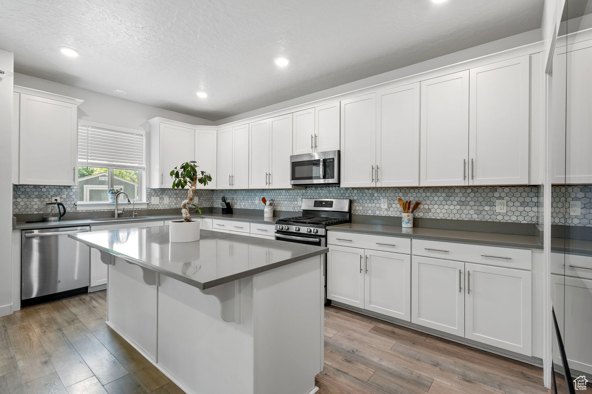 EVANS RANCH - Residential