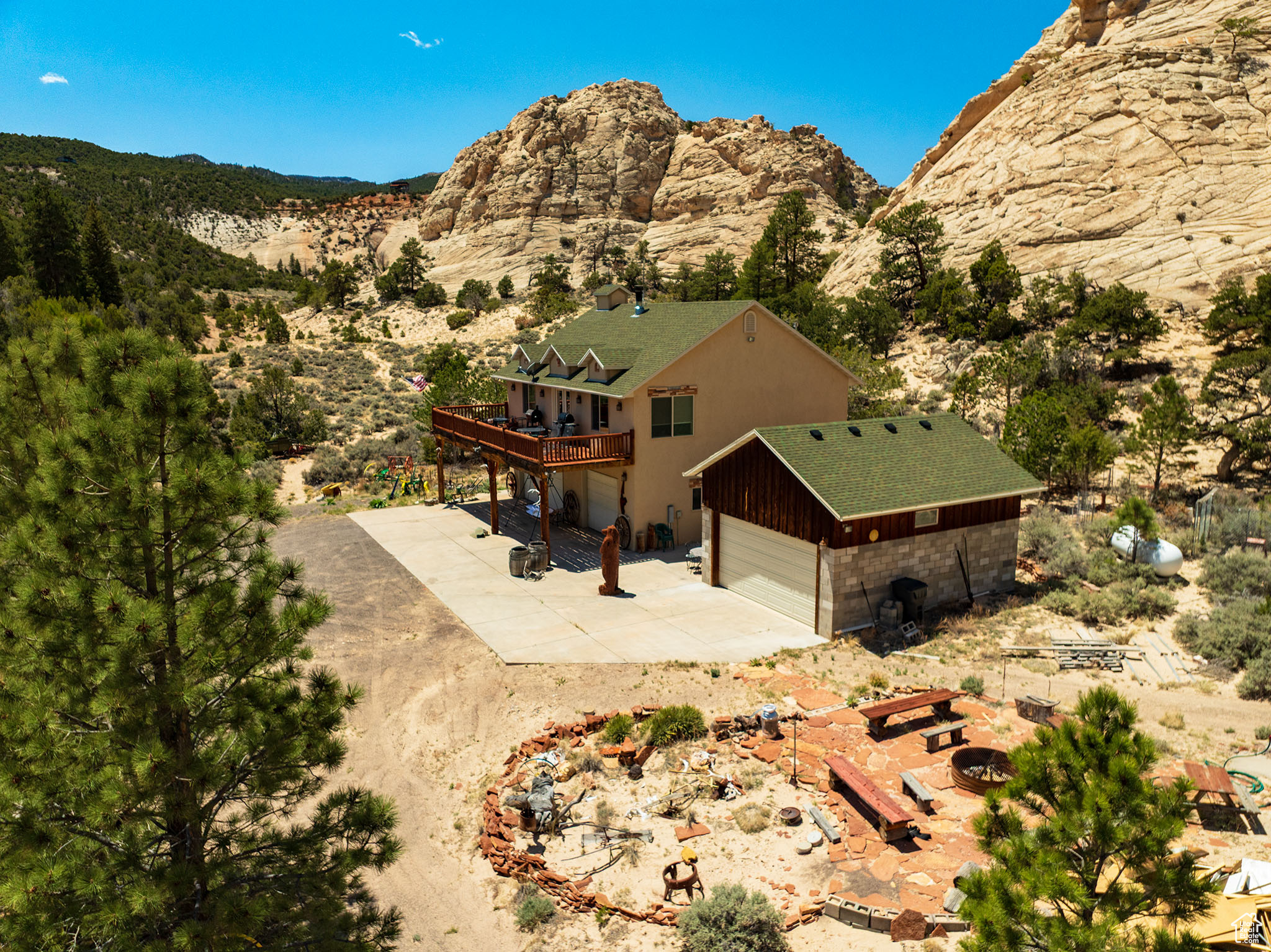 COCKCOMB COVE SUBDIVISION - Residential