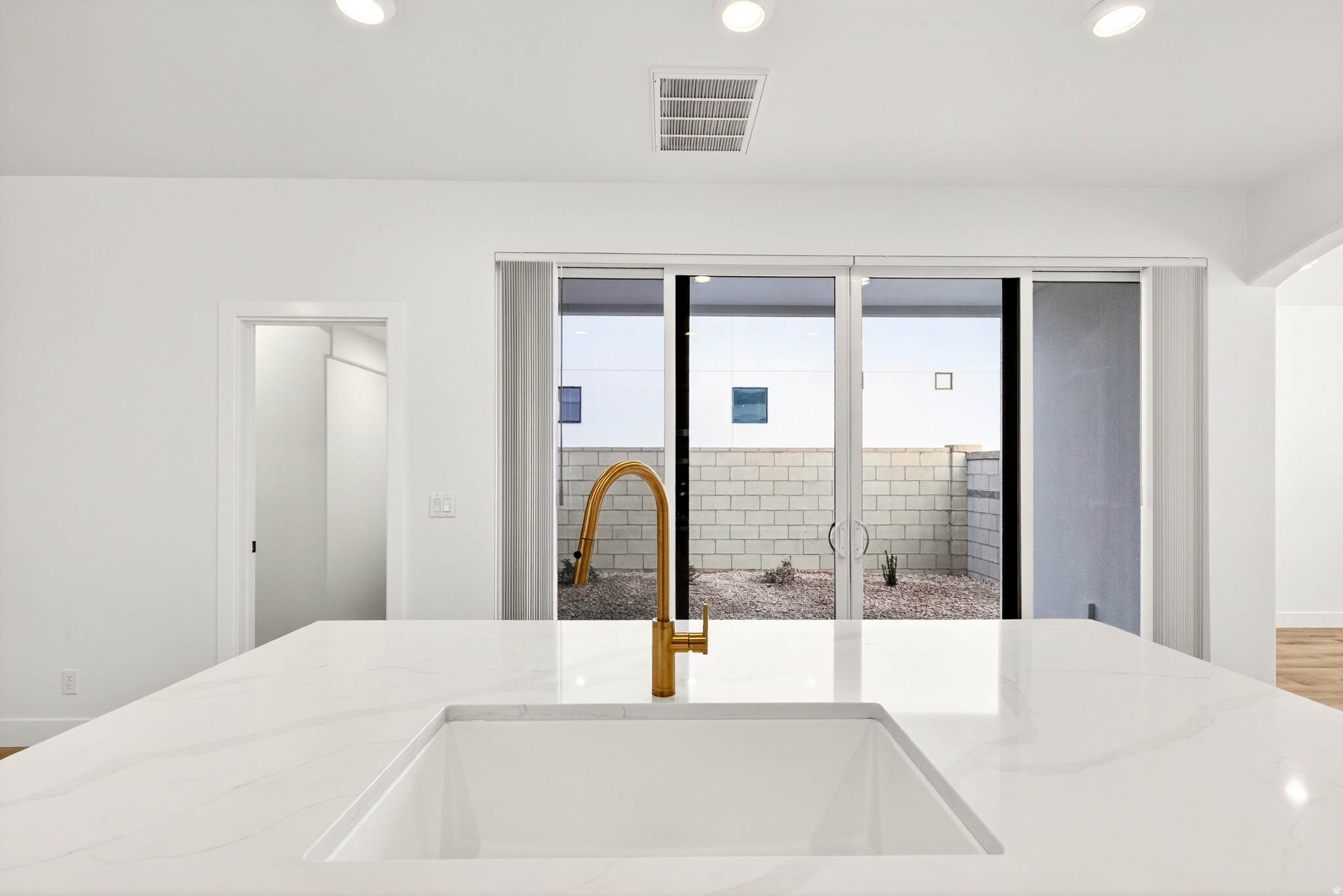 DESERT COLOR / SAGE HAVEN - Residential