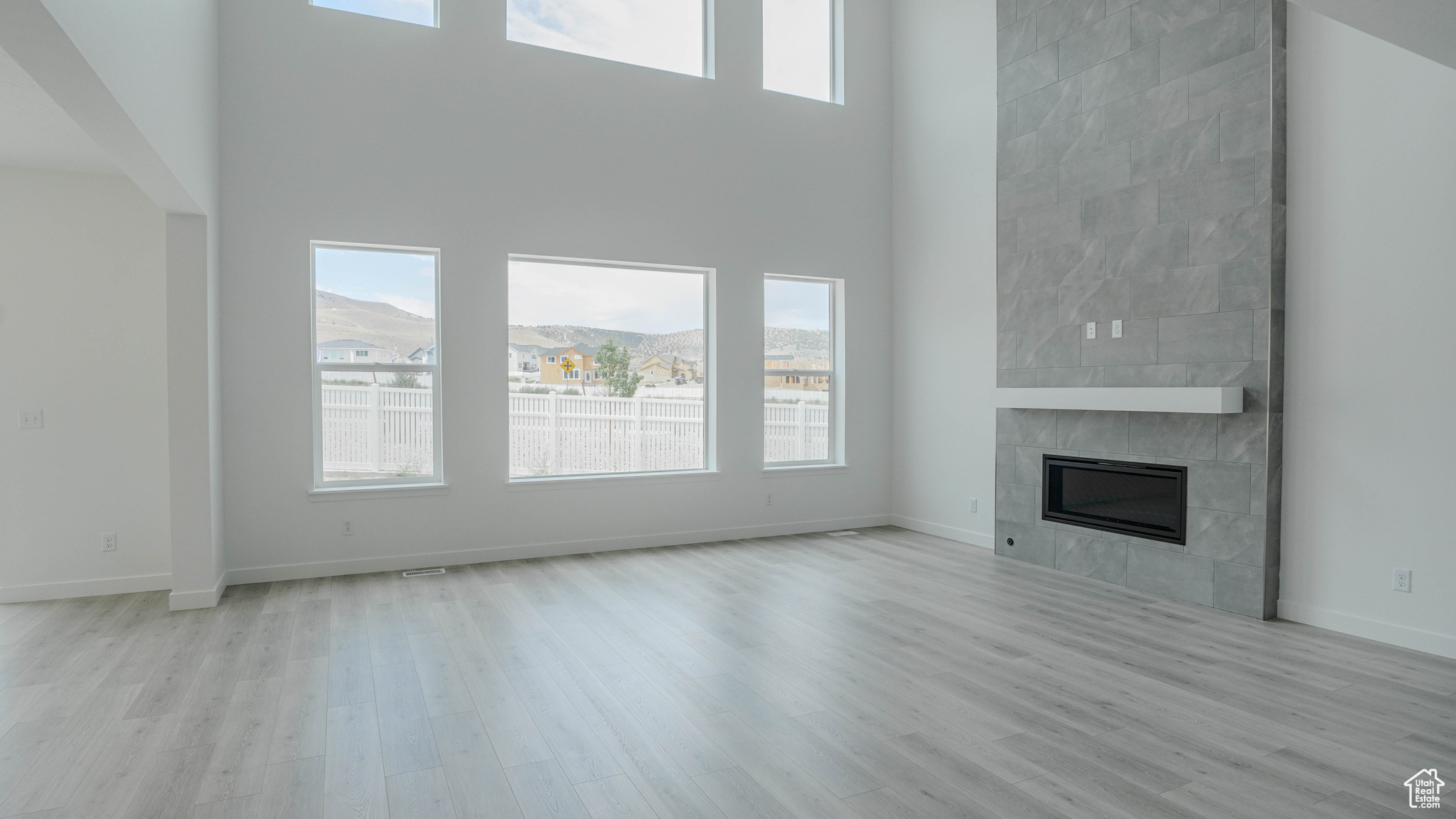 CANTON RIDGE - Residential