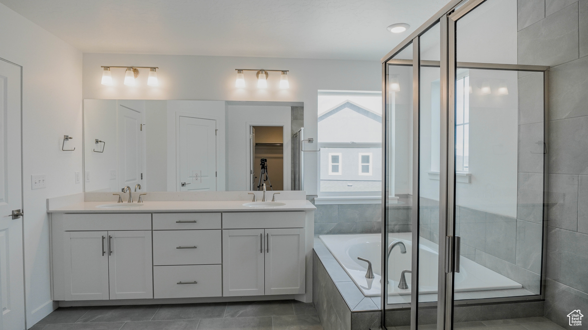 CANTON RIDGE - Residential