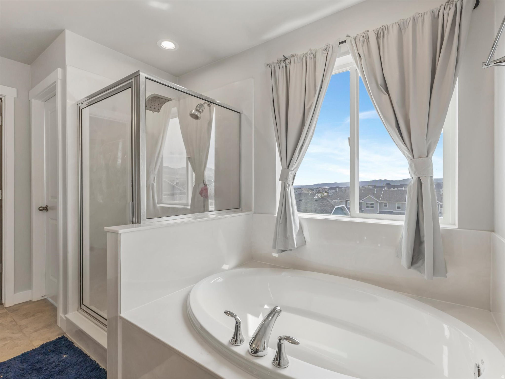 TERRACE HILLS - Residential