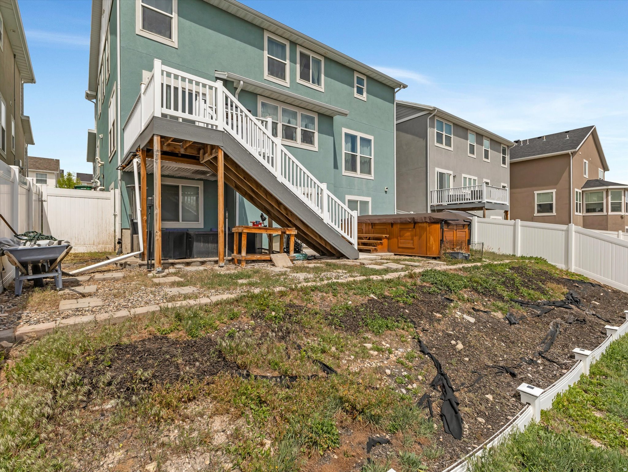 TERRACE HILLS - Residential