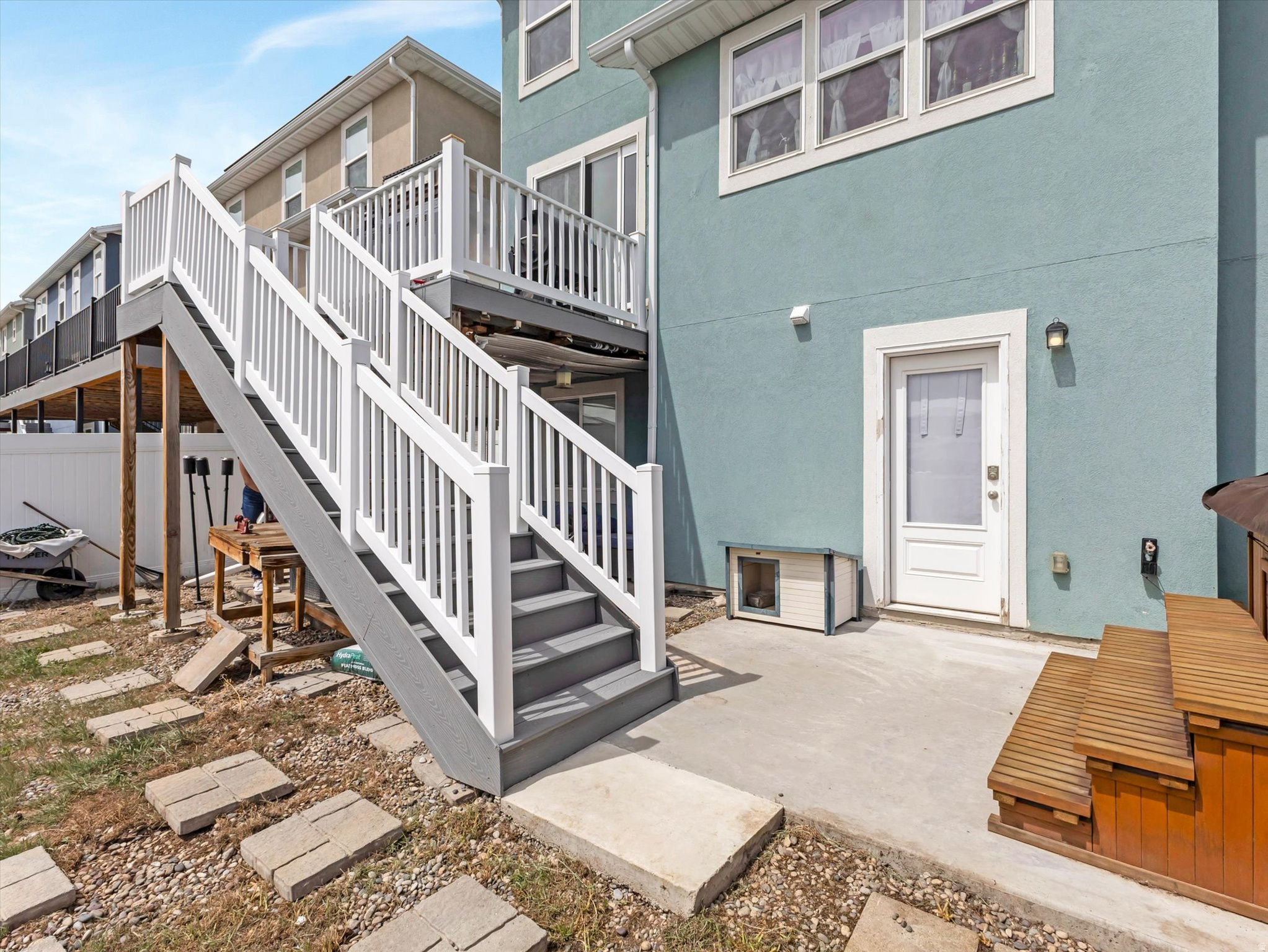 TERRACE HILLS - Residential