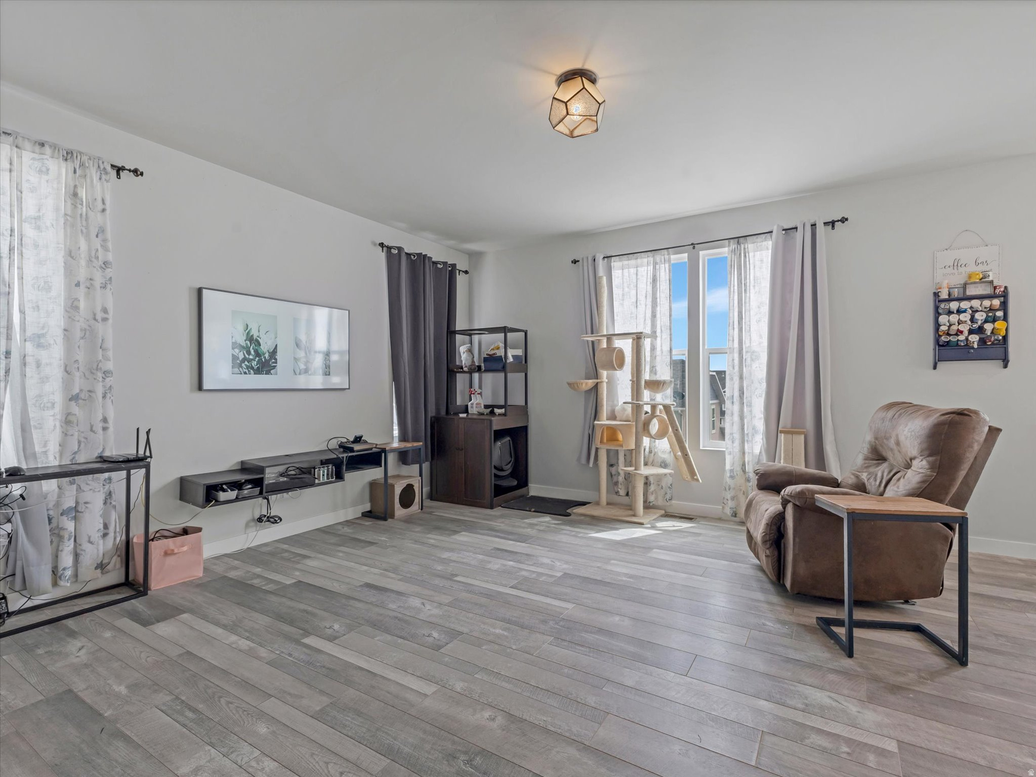 TERRACE HILLS - Residential