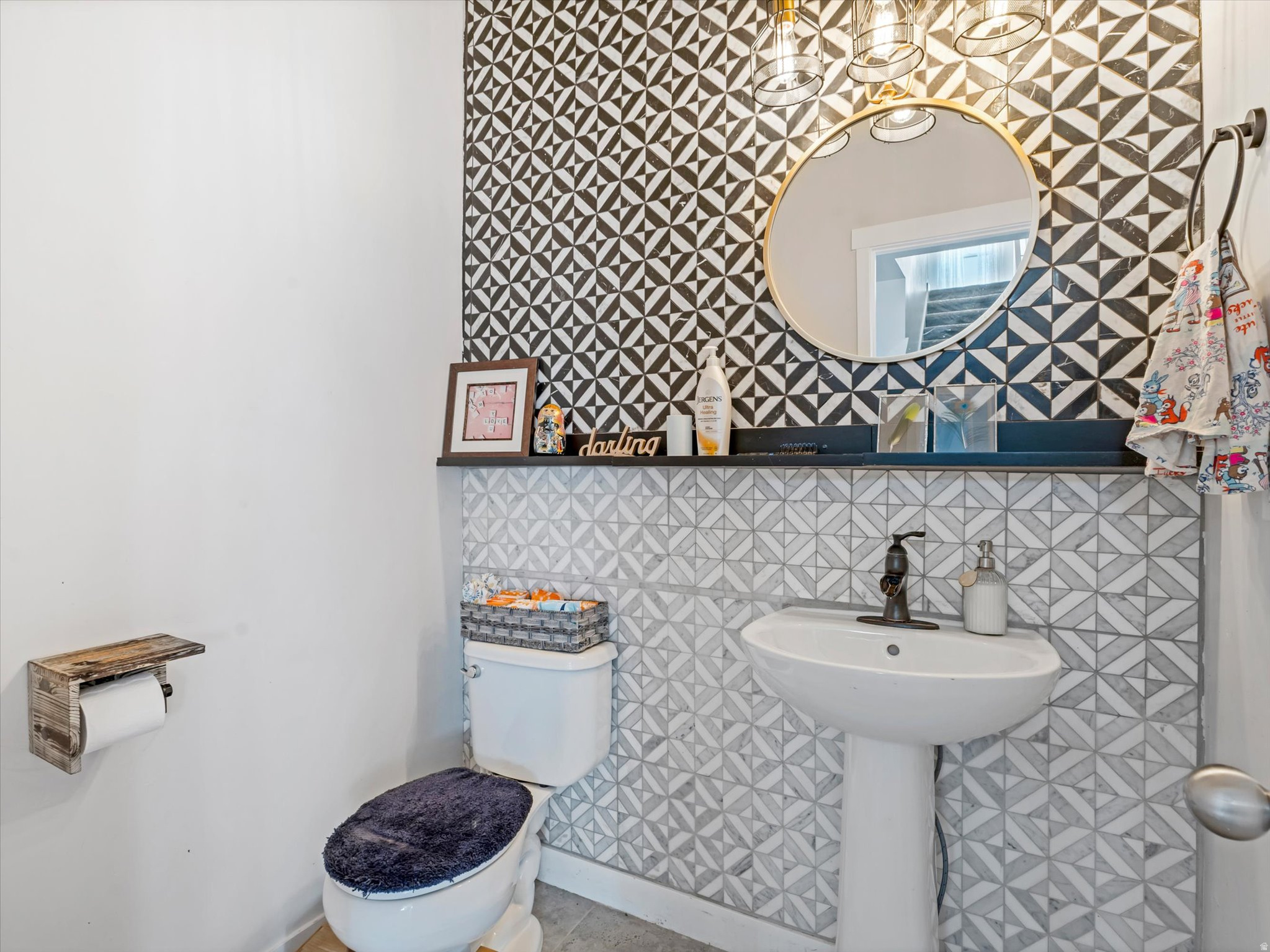 TERRACE HILLS - Residential