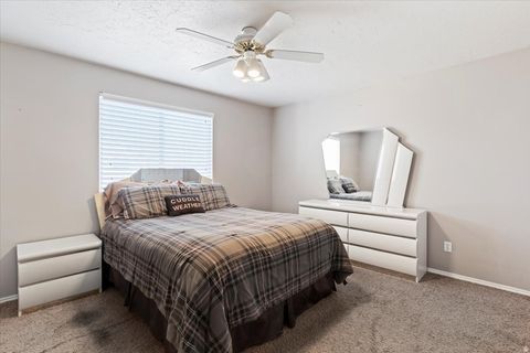 Tiny photo for 516 W 200 S, Clearfield, UT 84015 (MLS # 2135473)