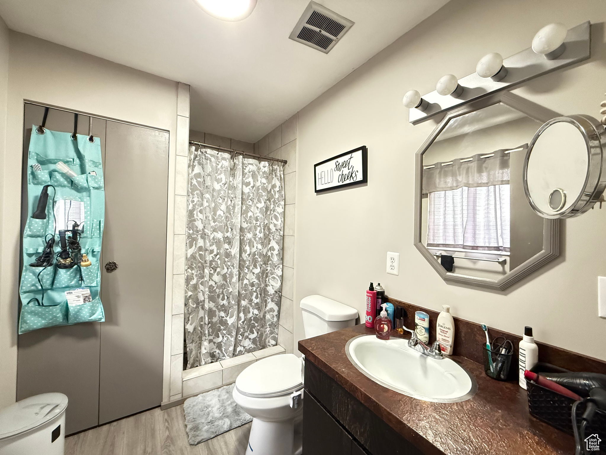 24 S 400, Kaysville, Utah image 17