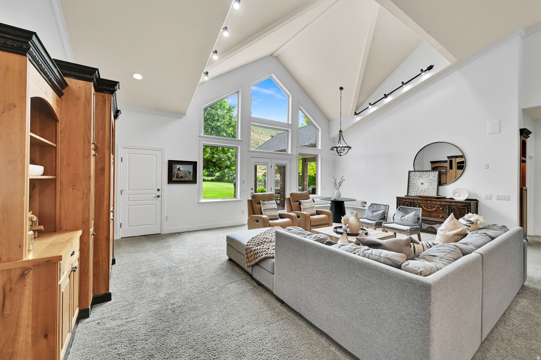 SUMMER RIDGE - Residential