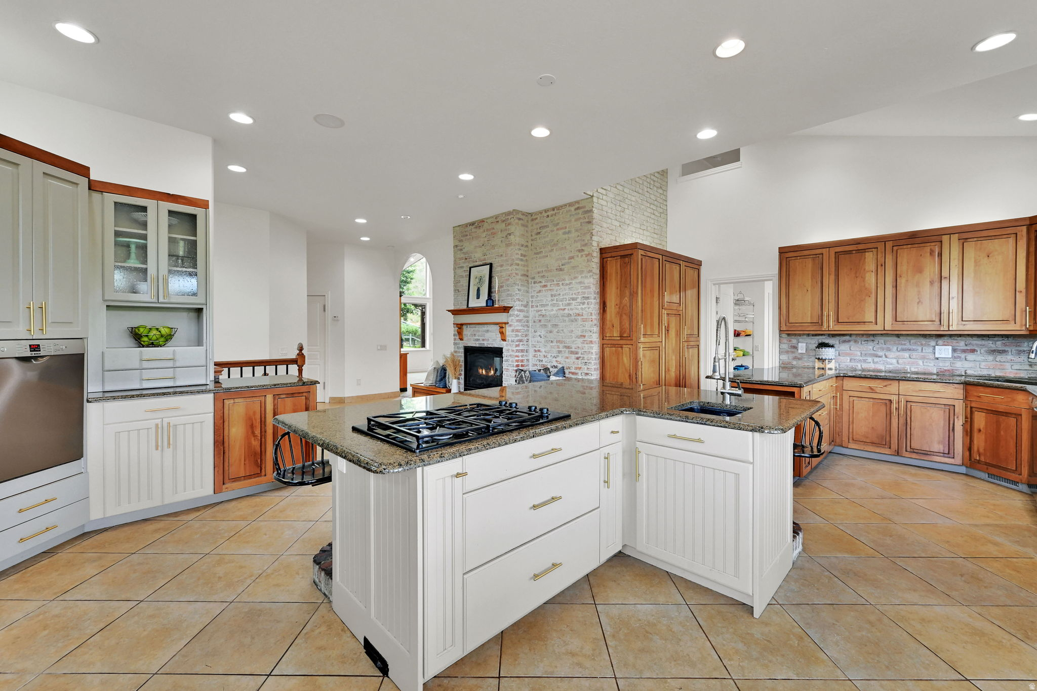 SUMMER RIDGE - Residential