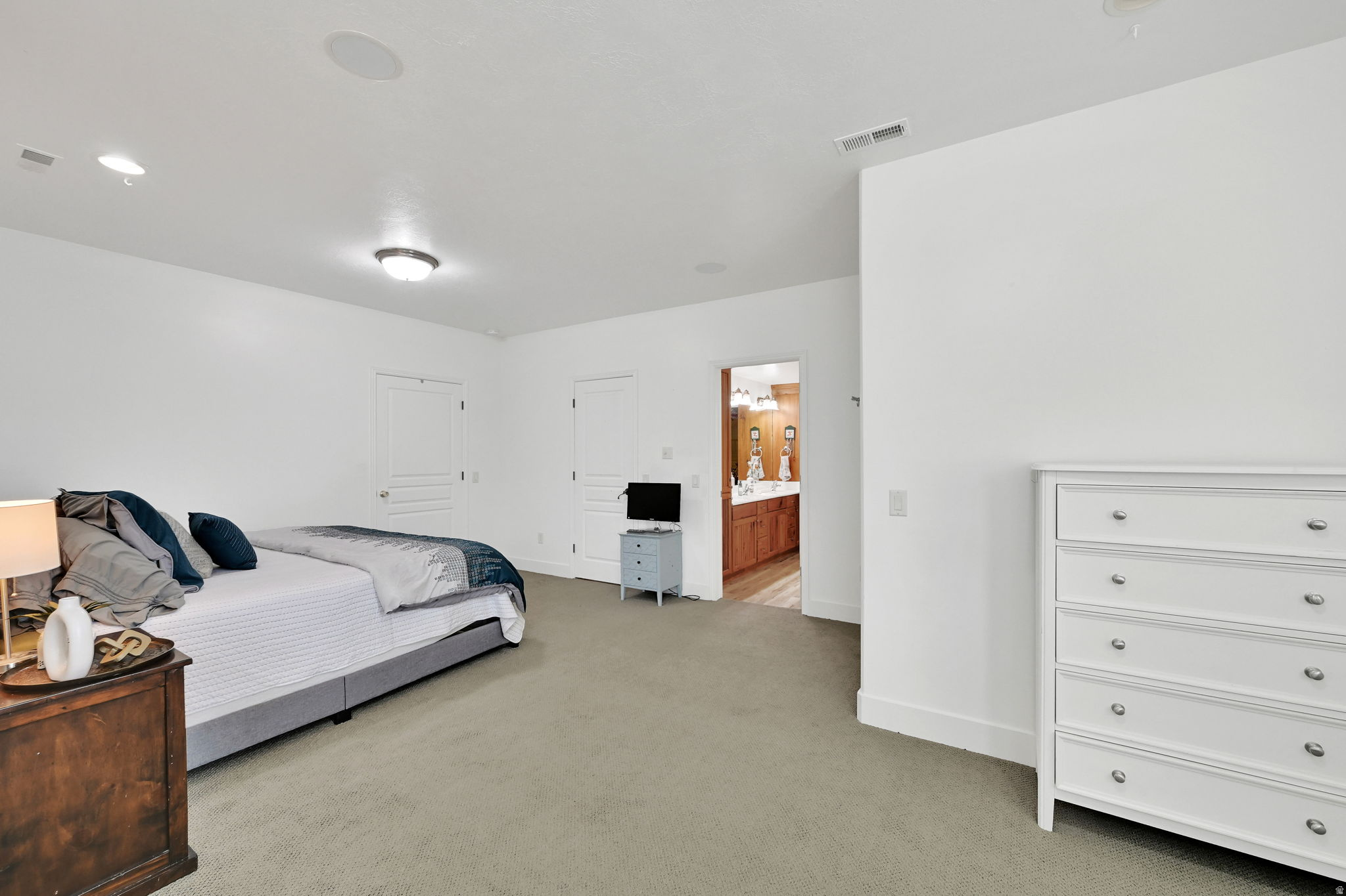 SUMMER RIDGE - Residential