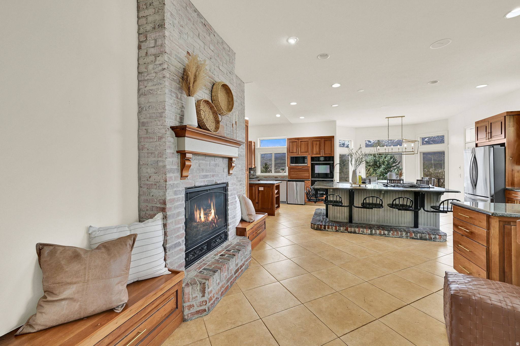 SUMMER RIDGE - Residential