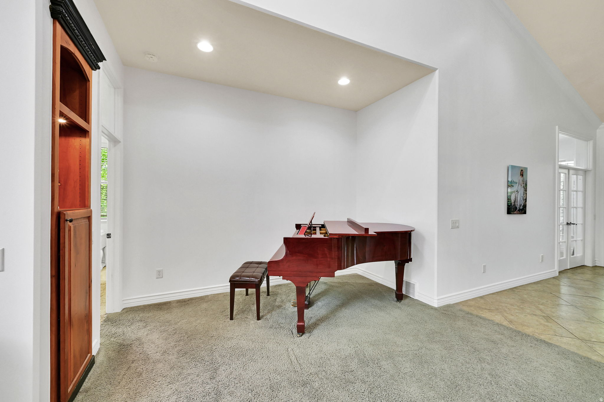 SUMMER RIDGE - Residential