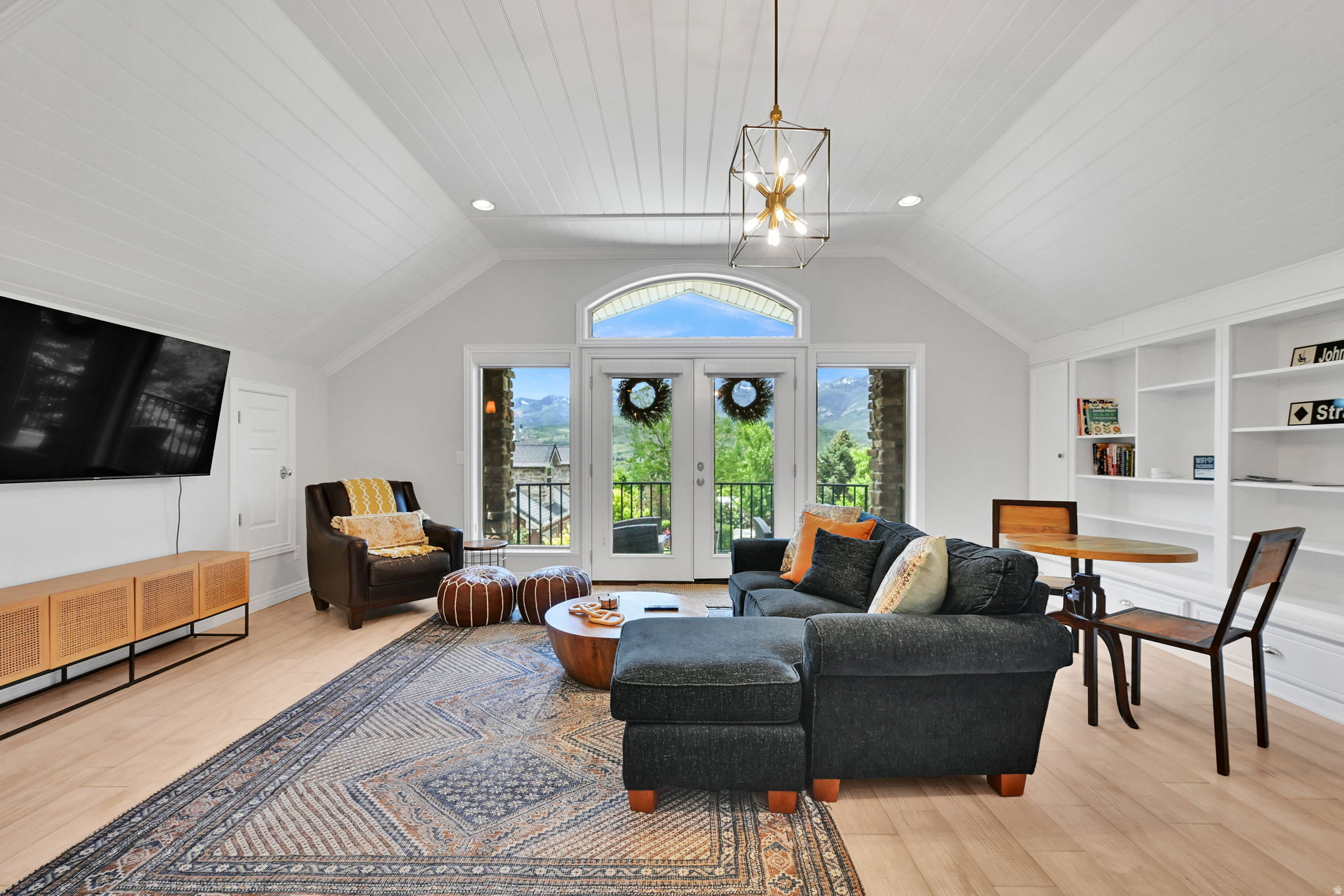 SUMMER RIDGE - Residential