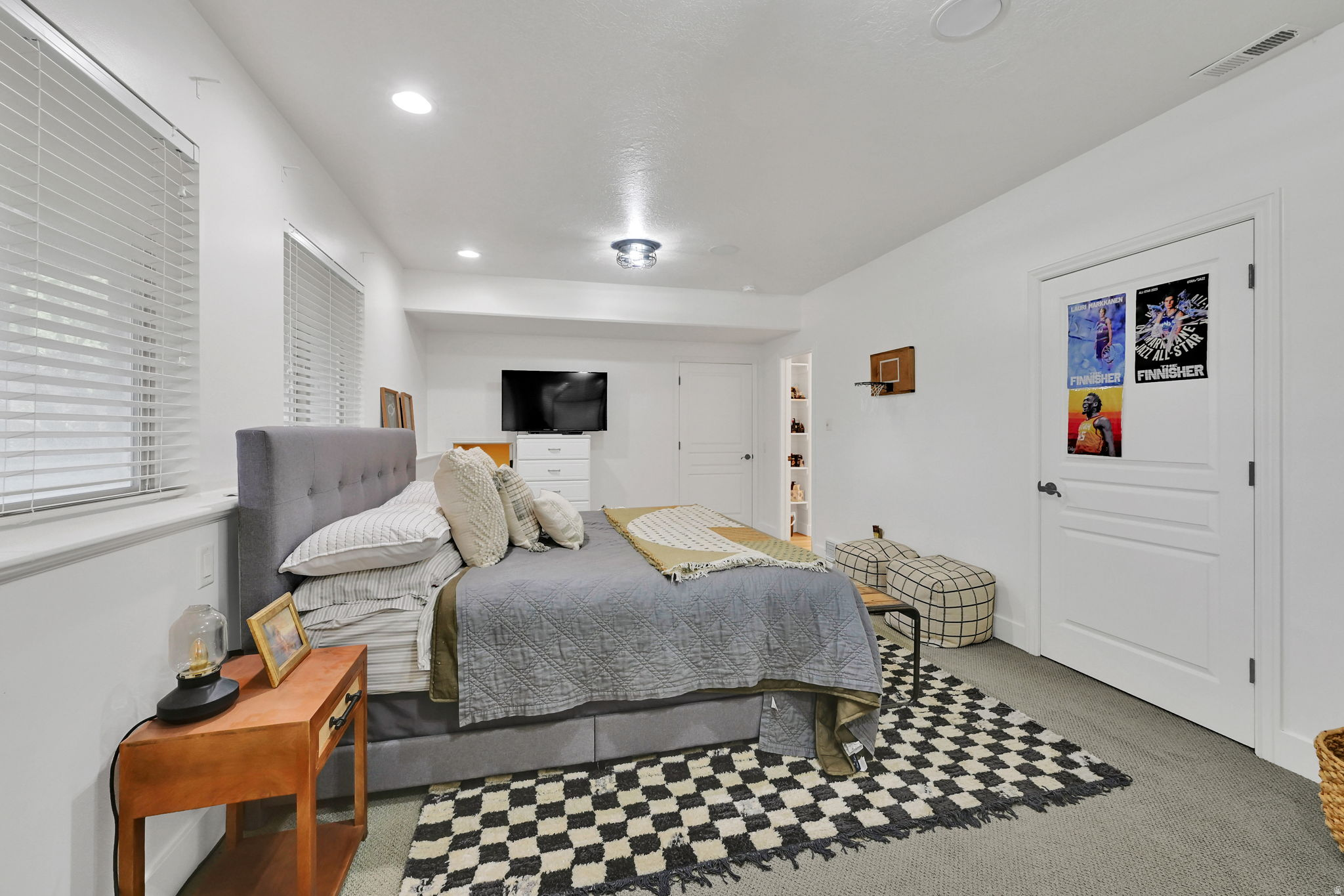 SUMMER RIDGE - Residential