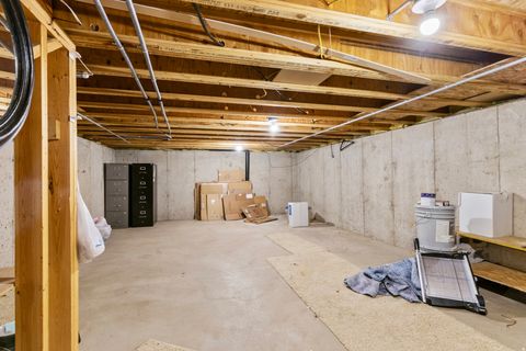 Tiny photo for 1016 E 2600 N, North Ogden, UT 84414 (MLS # 2139925)