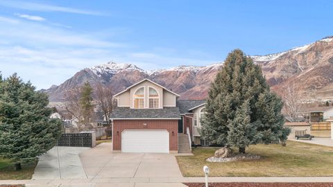 Tiny photo for 1016 E 2600 N, North Ogden, UT 84414 (MLS # 2139925)