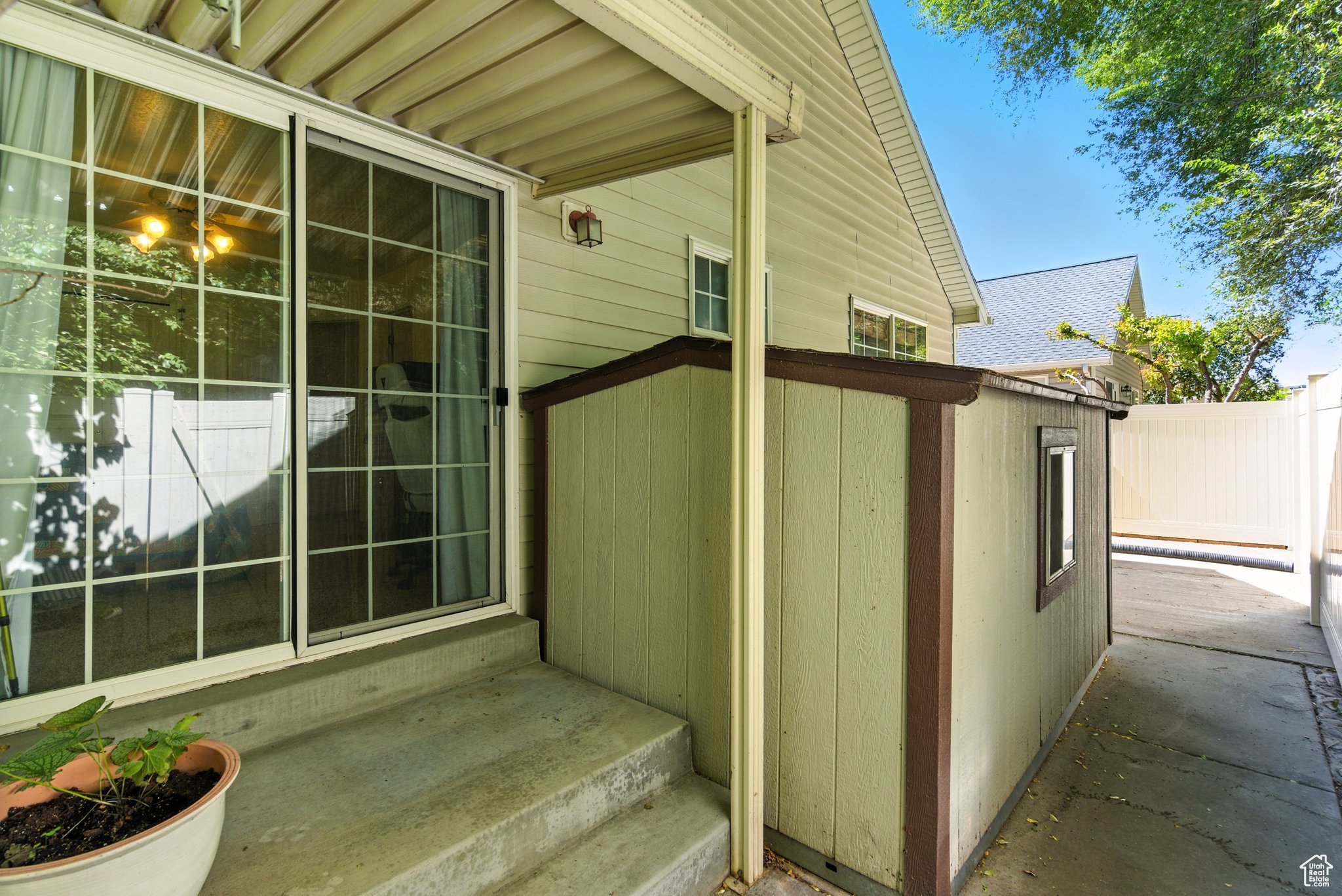 RIDGE - Residential Income