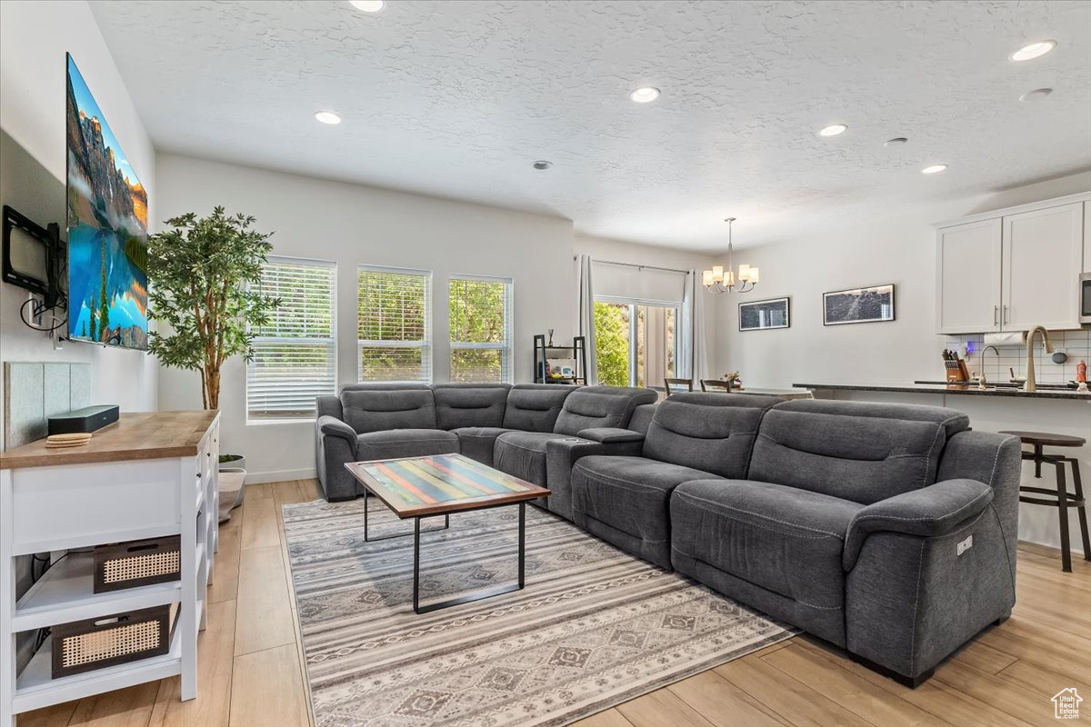 5084 N Marble Fox Way, Lehi, Utah image 3