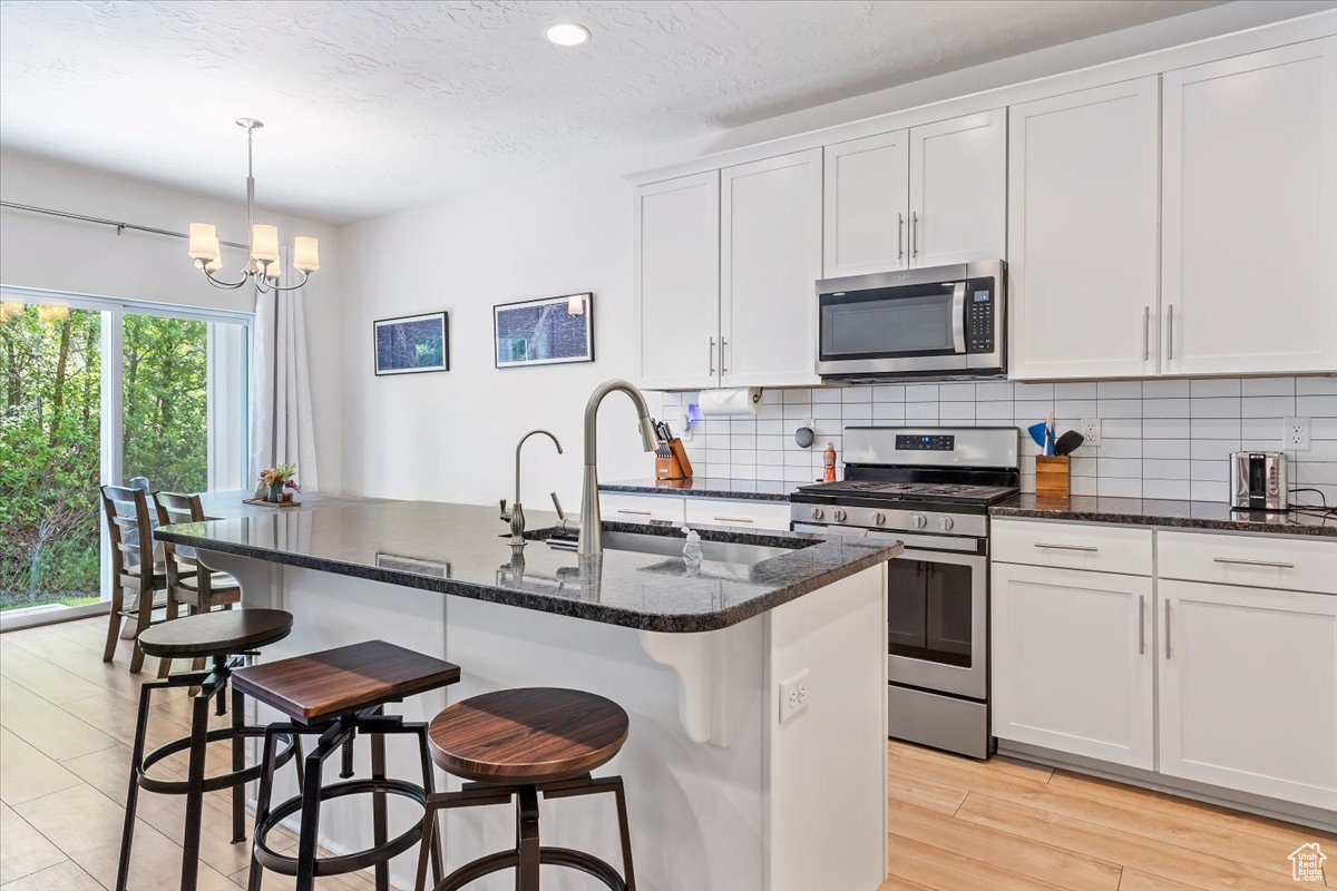 5084 N Marble Fox Way, Lehi, Utah image 8