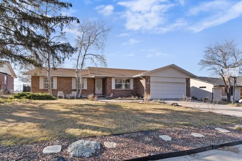 Tiny photo for 8760 S RUSTLER RD E, Cottonwood Heights, UT 84093 (MLS # 2135084)