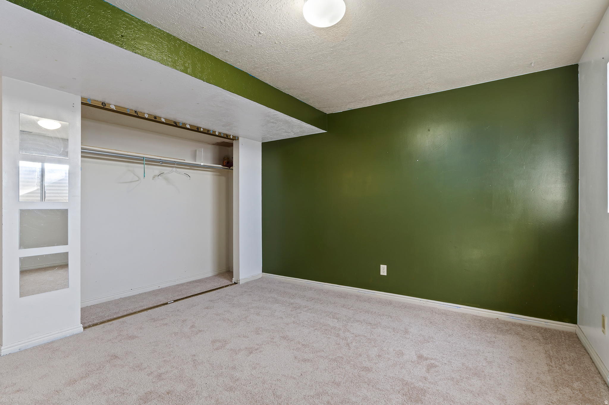 ALTA HILLS - Residential