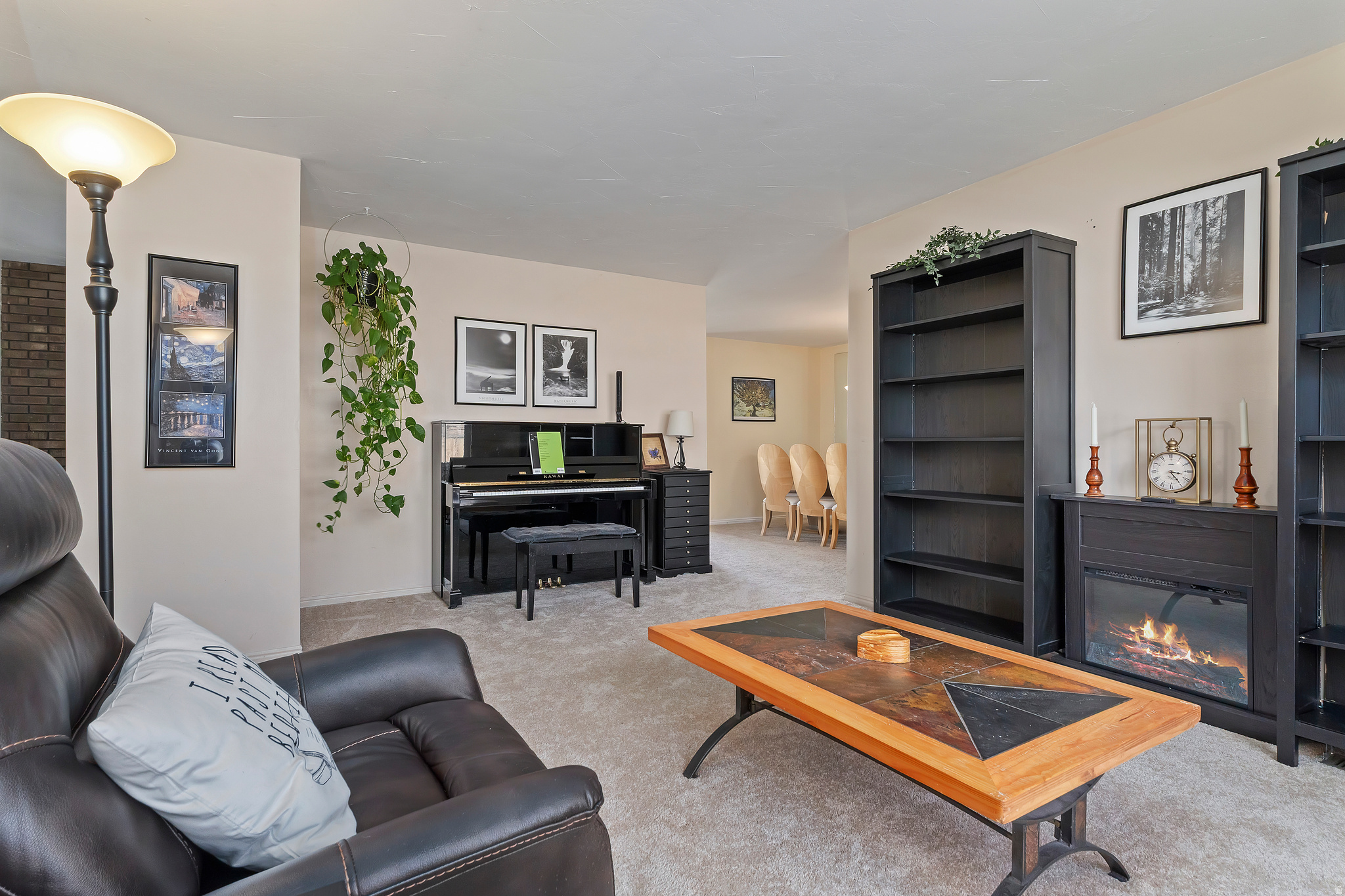 ALTA HILLS - Residential