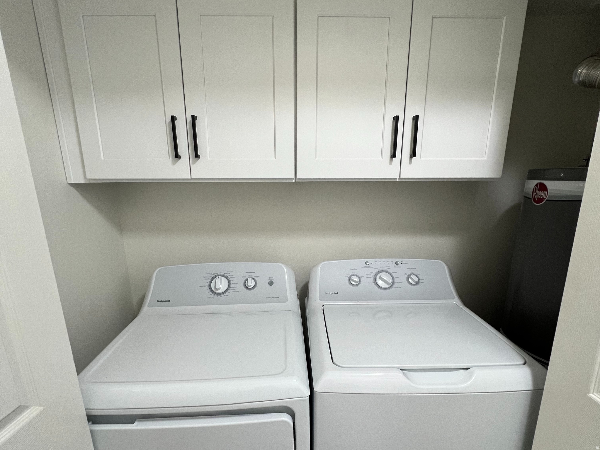 EASTMONT ACRES - Residential Income