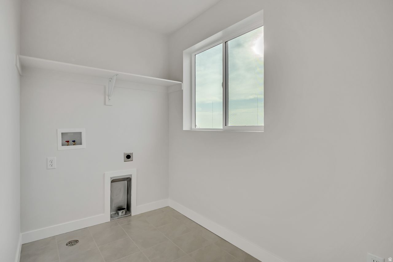 PARKVIEW AT SHORELINE - Residential