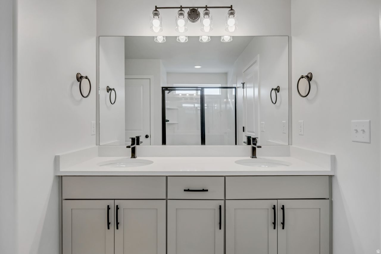 PARKVIEW AT SHORELINE - Residential