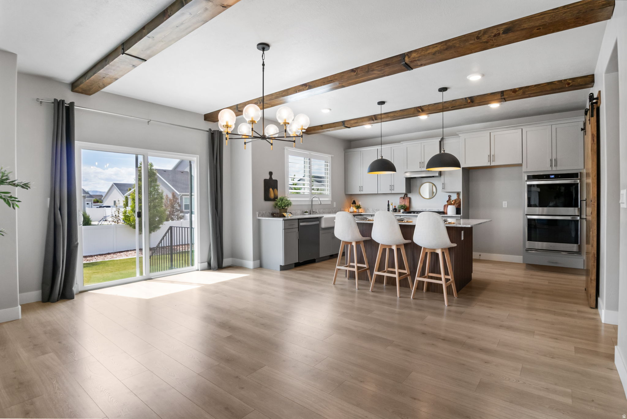 MAPLETON GROVE - Residential