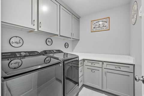 Tiny photo for 572 S CHAMBERLAIN ST, Mapleton, UT 84664 (MLS # 2146687)